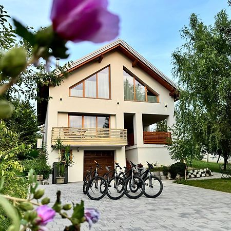 Apartmán Hisa Pri Jezeru Dobrovnik Exteriér fotografie